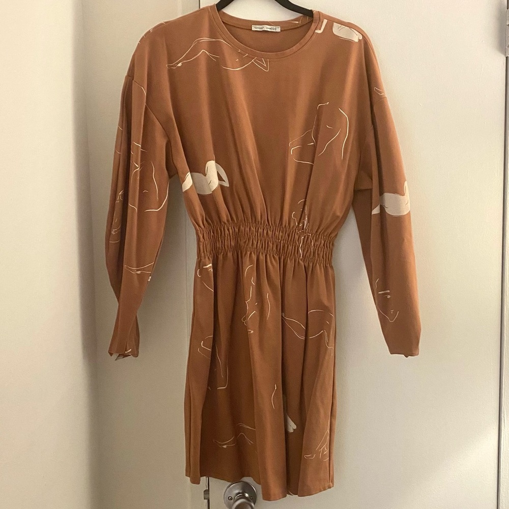 Zara LIKE NEW Tan Dress with Elastic Waist Lady Print size medium